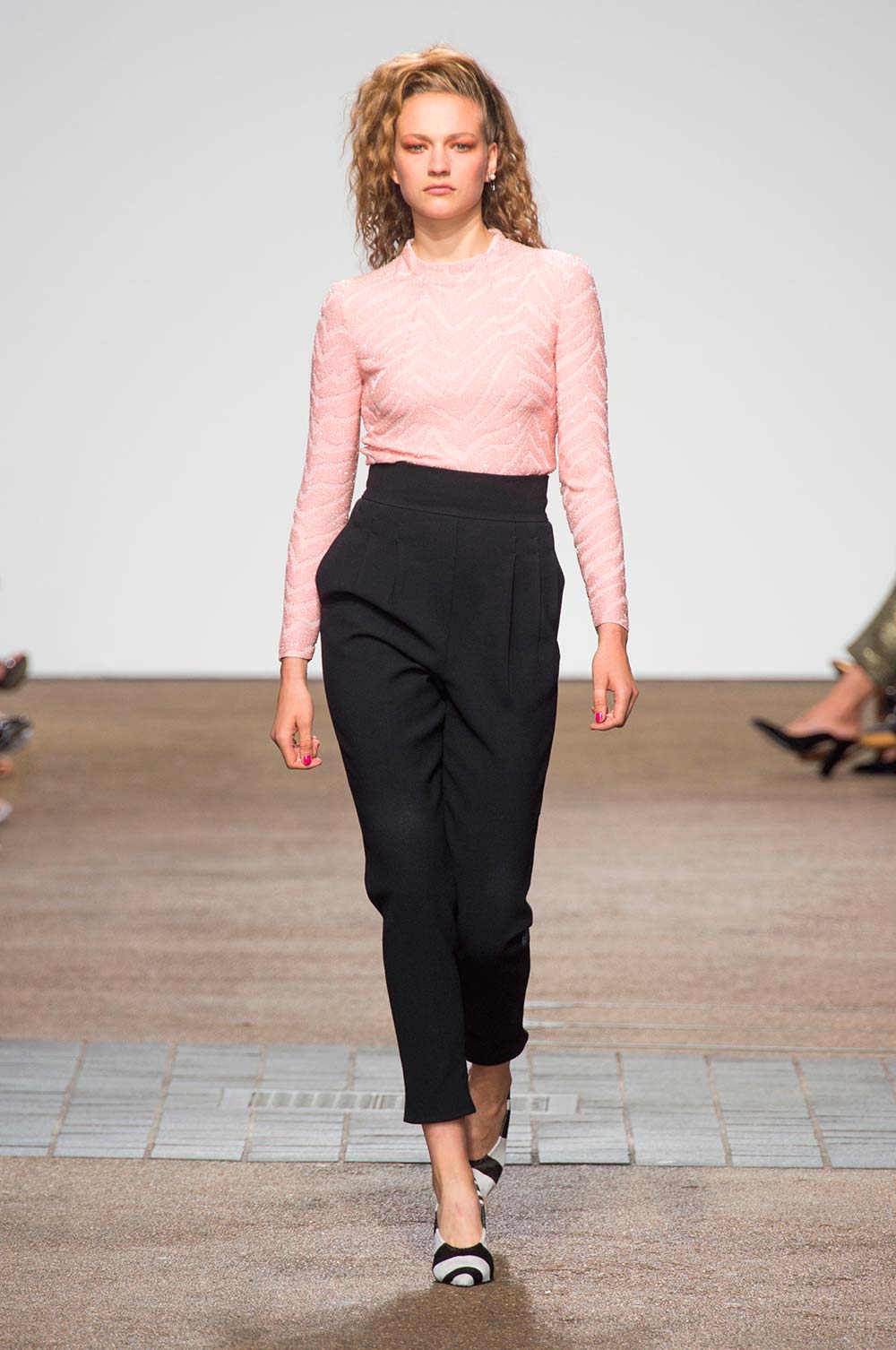 Topshop-Unique-Spring-summer-2017-LFW-30