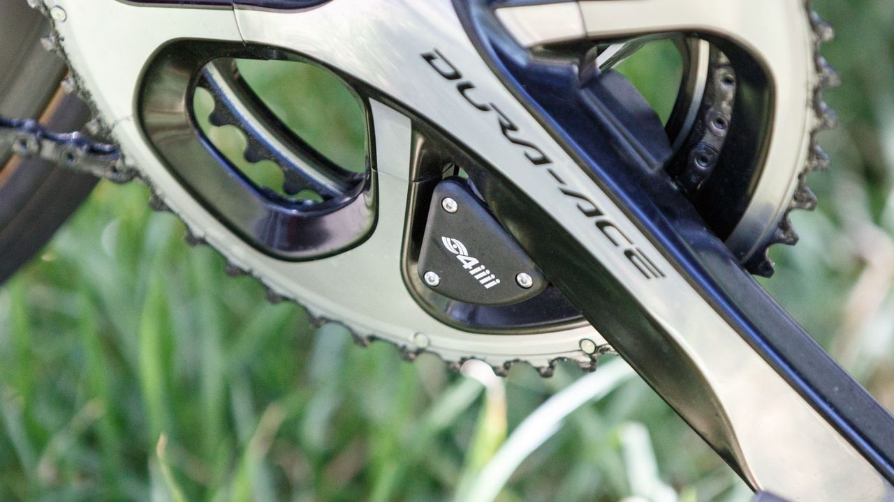 Canadian tech company, 4iiii, are now in the WorldTour. Note the prototype driveside power meter. We covered this in detail last week