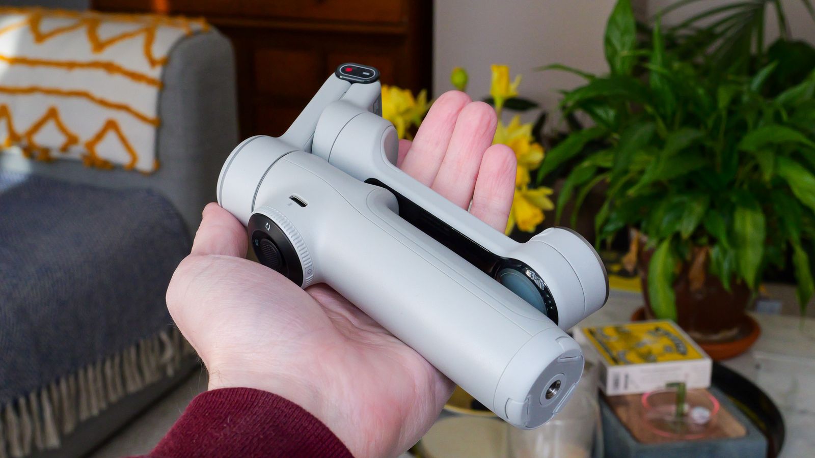 Insta360 Flow 2 Pro smartphone stabilizer