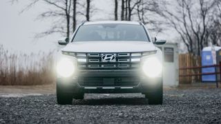 2025 Hyundai Santa Cruz Limited front grill with lights.