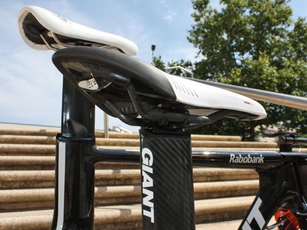 The three-position seatpost head will simulate seat tube angles from 74-78 degrees.
