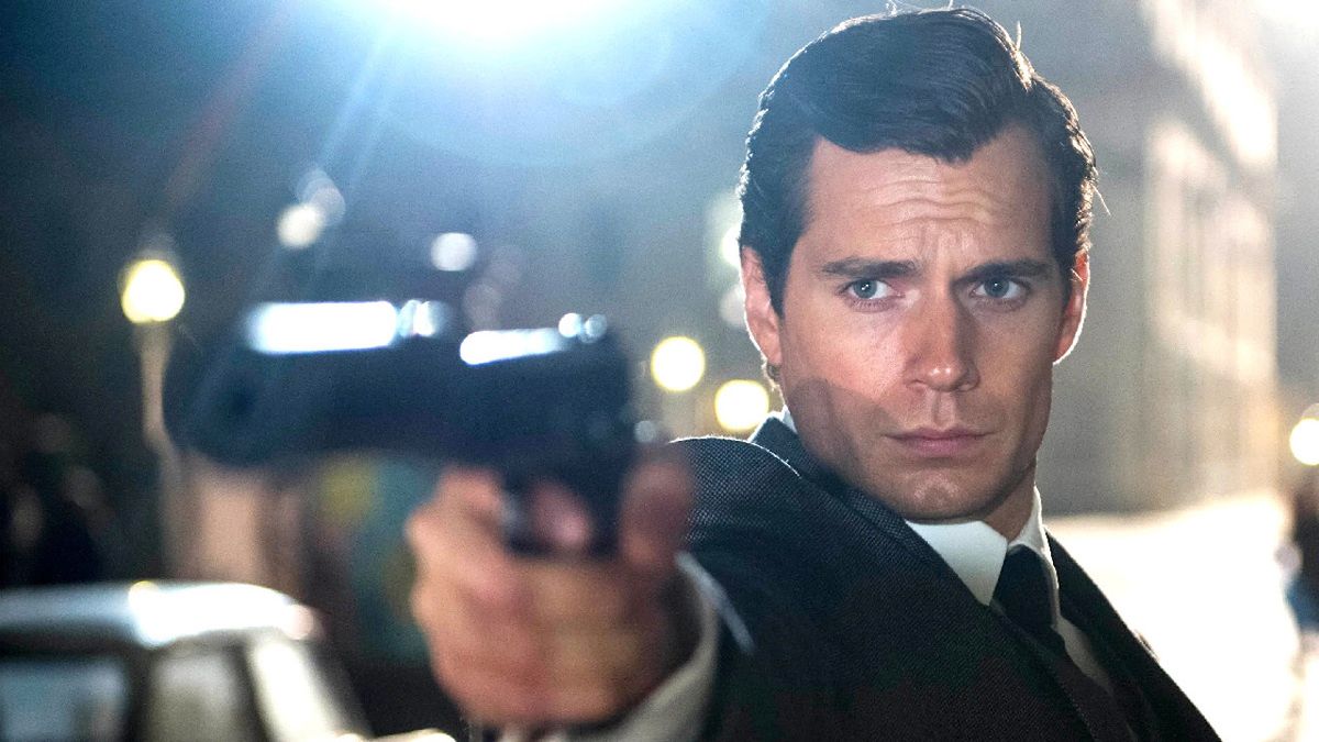 See Henry Cavill In Guy Ritchie's Upcoming Movie