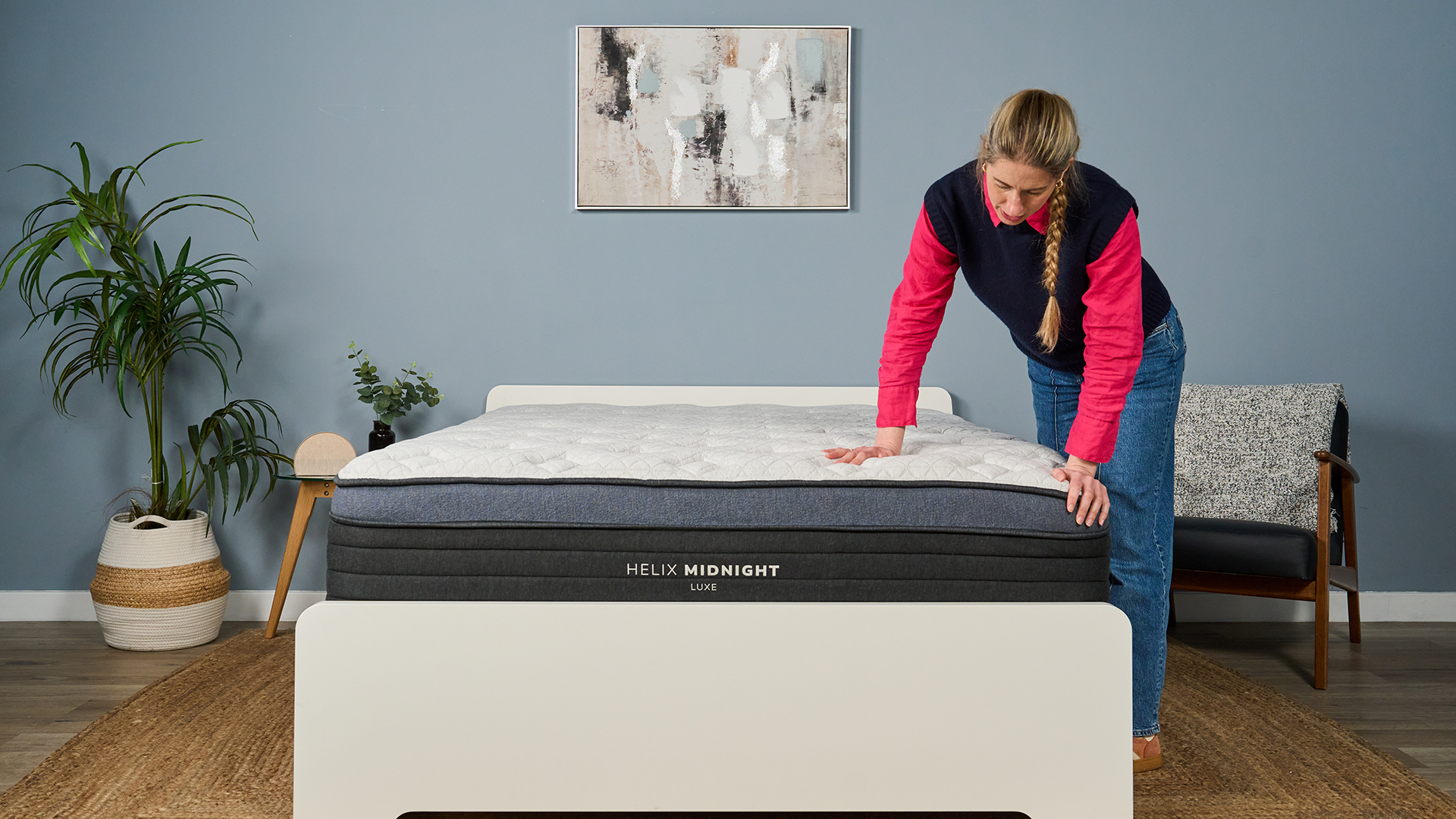 Mattress tester Nicola Appleton looks closer at the Helix Midnight Luxe Mattress in our Sleep Lab