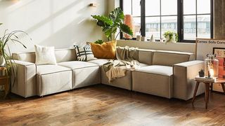 Swyft sofa model 03: corner sofa in living room
