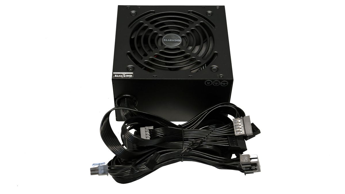 Gigabyte P550B