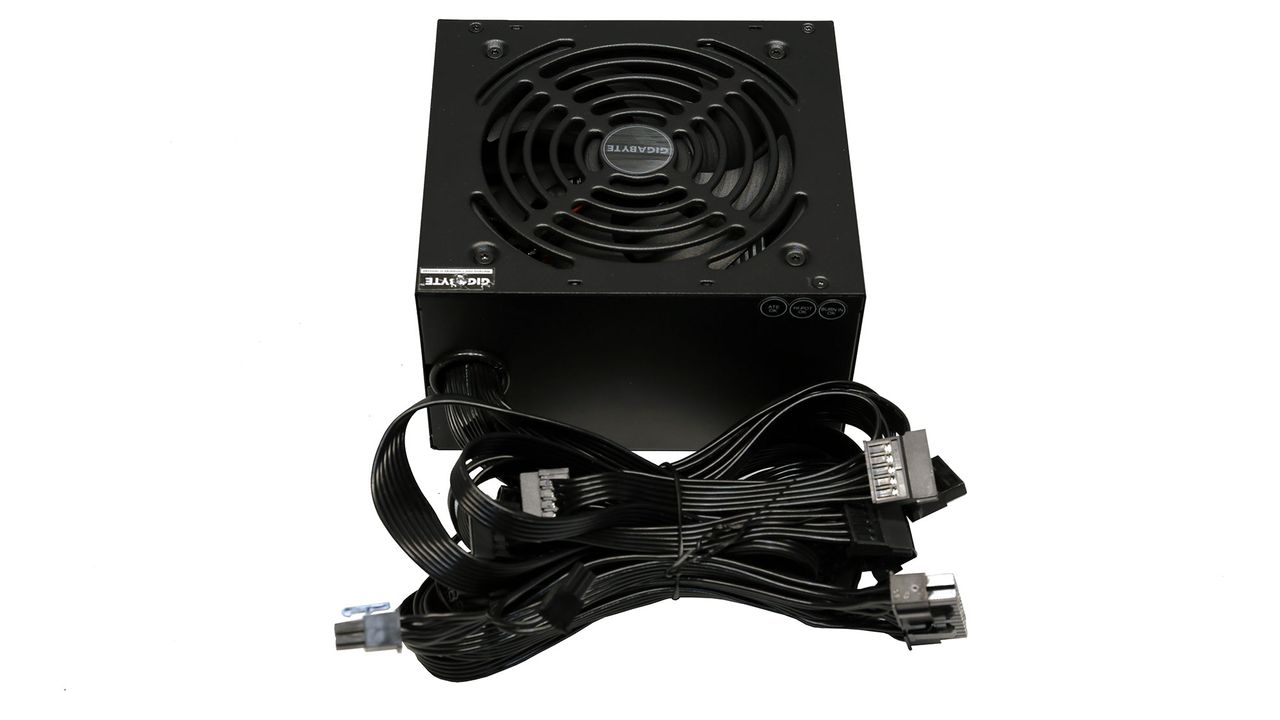 Gigabyte P550B