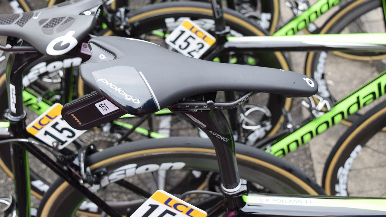 Rolland opts for a Prologo Nago C3 NACK saddle