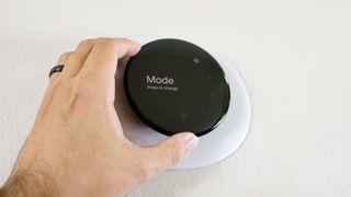 Changing modes on the Nest Learning Thermostat (4th Gen)