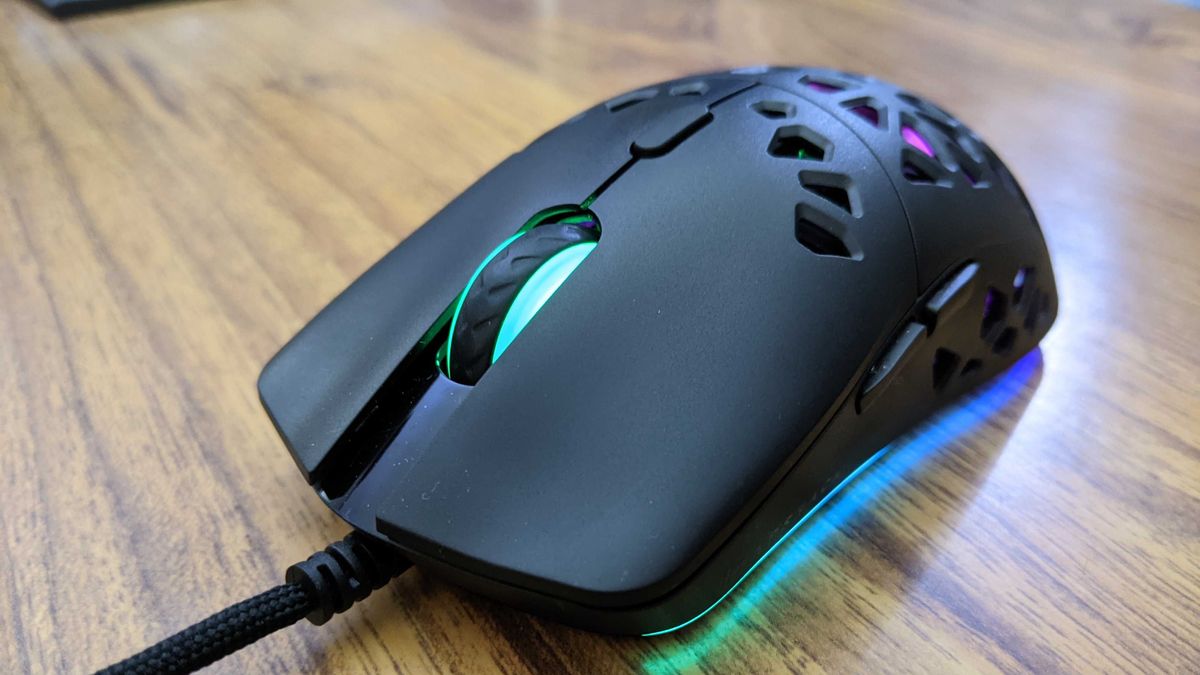 The Marsback Zephyr Pro gaming mouse from the front - the scroll wheel is lit up green