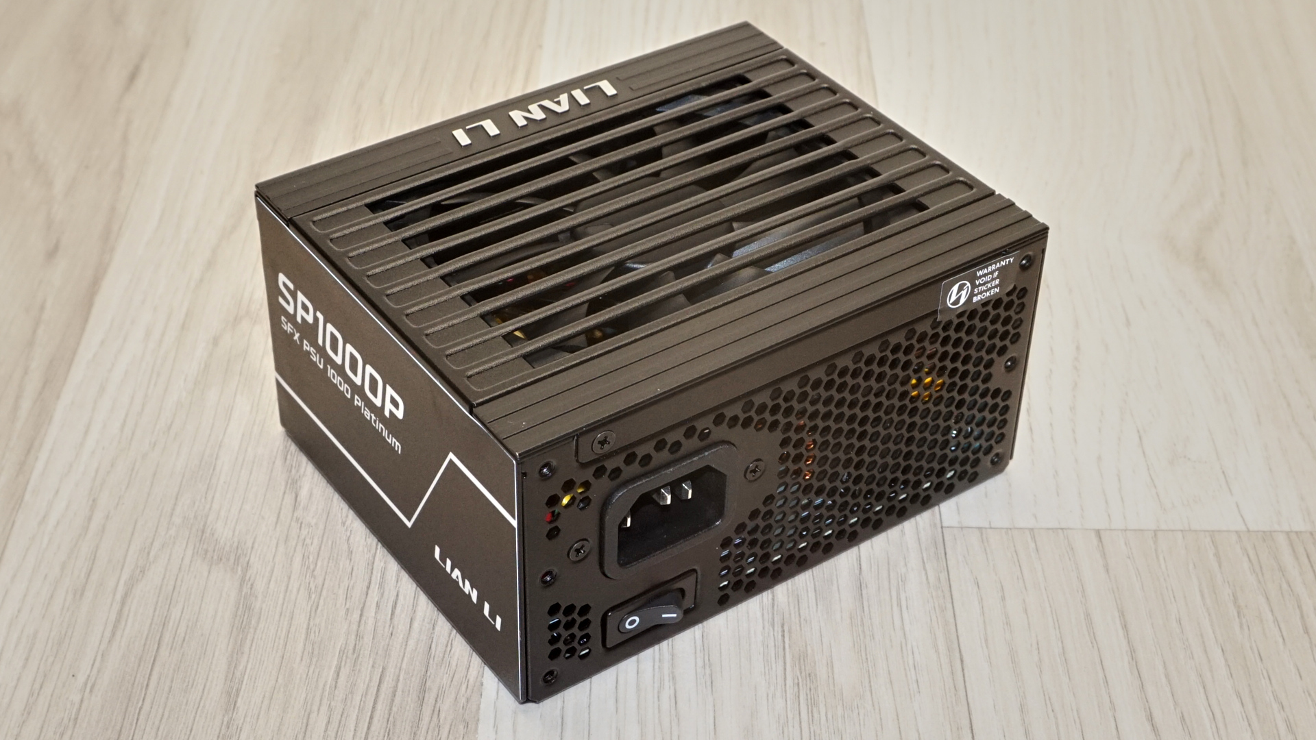 Lian Li SP1000P SFX PSU