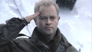 Neal McDonough saluting in Band of Brothers