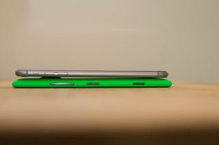 iPhone 6 Plus vs Lumia 1520