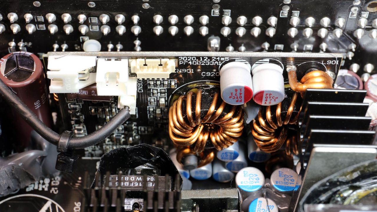 EVGA 1000 G6