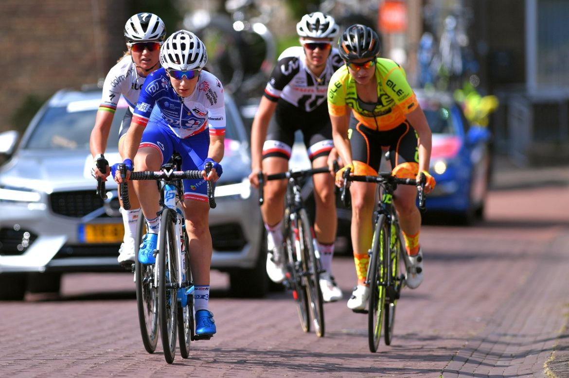 The break of the day was formed by Pernille Mathiesen (Team Sunweb), Roxane Knetemann (Al&eacute; Cipollini), Eug&eacute;nie Duval (FDJ Nouvelle Aquitaine Futuroscope), and Chantal Blaak (Boels-Dolmans)