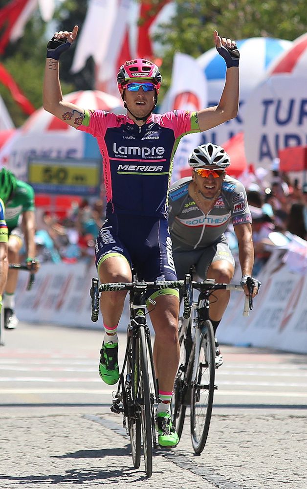 Sacha Modolo (Lapmre-Merida) takes the stage 5 win in Turkey.
