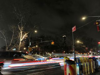 OnePlus 10 Pro Long Exposure street