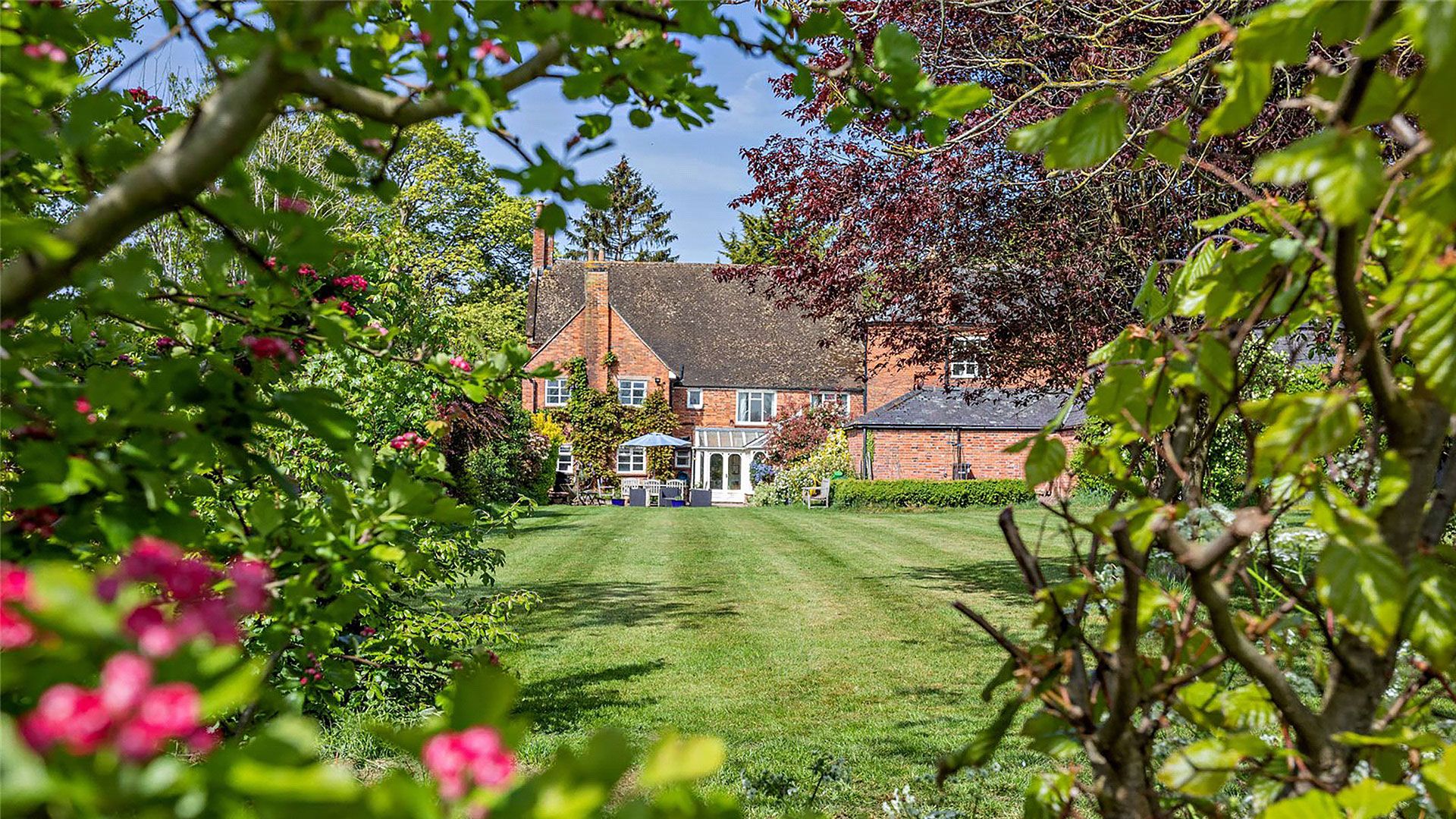 17 charming rural hideaways, from under £600,000 to £9.5 million, as seen in Country Life