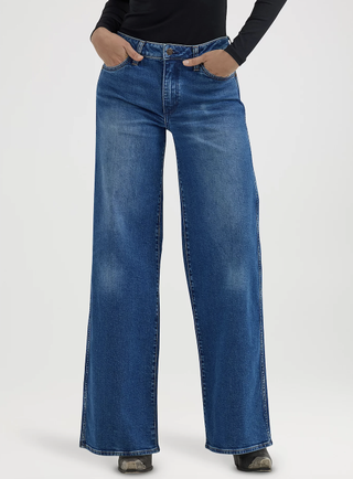 Women's Worldwide Mid Rise Wide Leg Jean