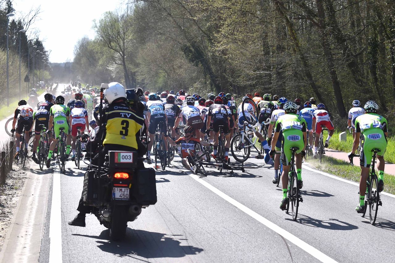 A crash in the peloton