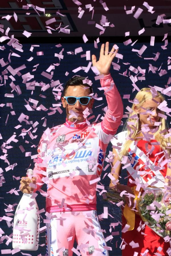 Joaquim Rodriguez (Katusha) kept hold of the maglia rosa