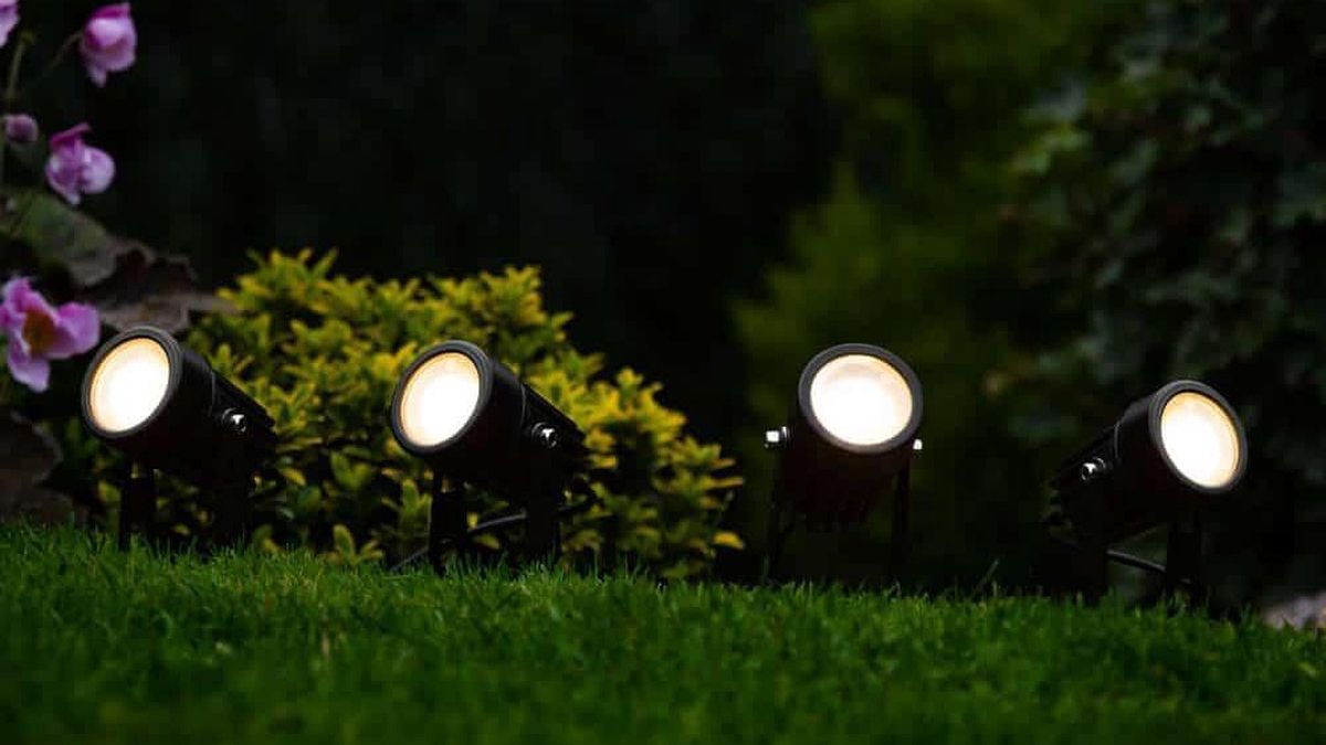 Best Outdoor Solar Lights 2021 Let There Be Light In Your Garden But Not Any Wires T3