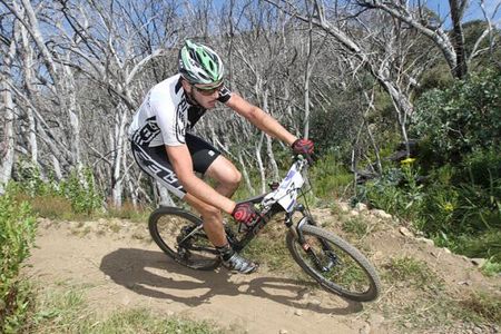 Paul van der Ploeg leads the elite men's race