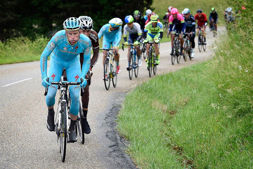 Lieuwe Westra (Astana) leads the group during stage 6.