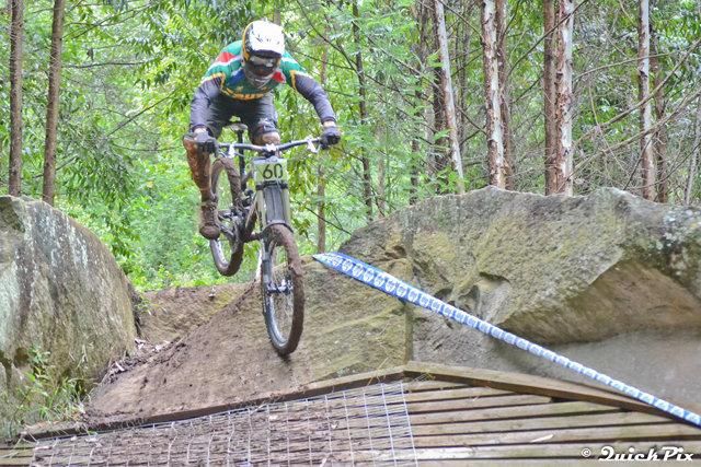 Hayden Brown (Titanium Designs Morewood) recovered well in his final run to claim the African Continental Downhill Champion title after a conservative qualifying run where he was only 12th fastest down the slippery track at Cascades MTB Park, Pietermaritzburg.