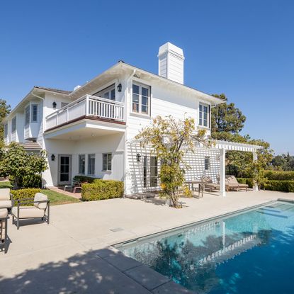 Jodie Foster just sold her stunning Beverly Hills home – and we think ...