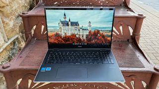 ASUS Chromebook Flip C536