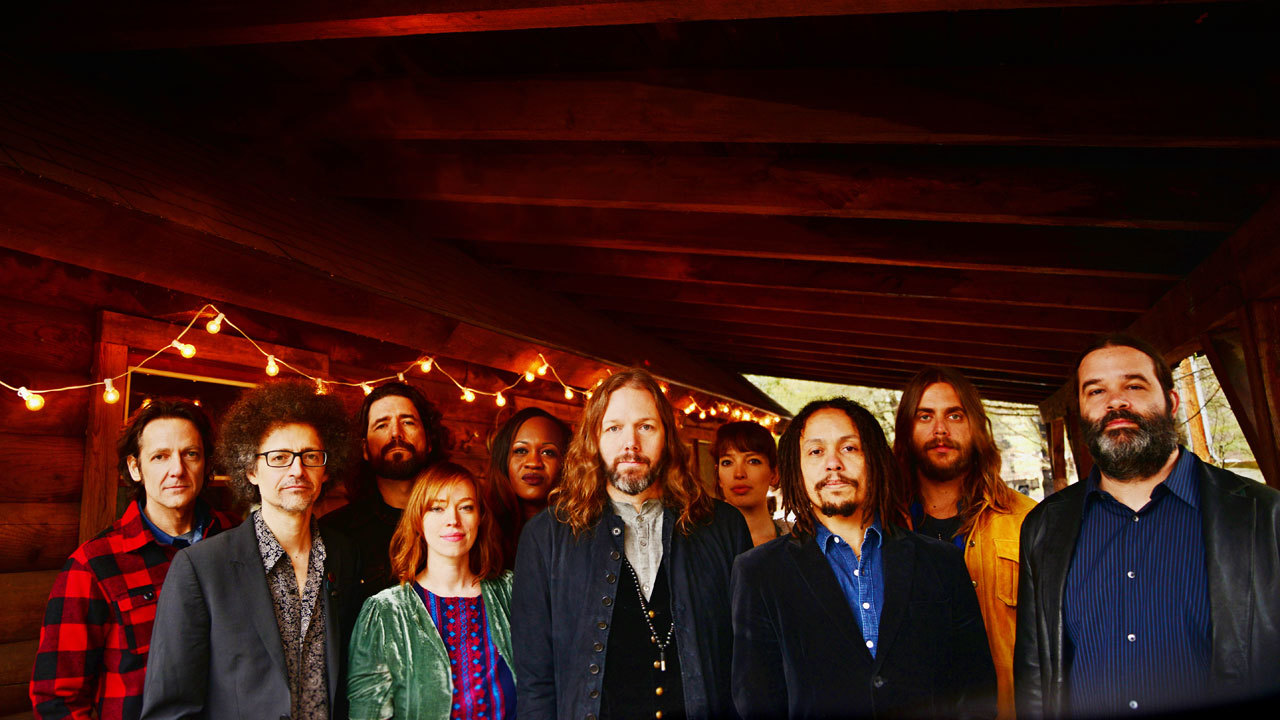 “We’re gonna need a bigger bus…” Rich Robinson (centre) and Marc Ford (far left) with The Magpie Salute