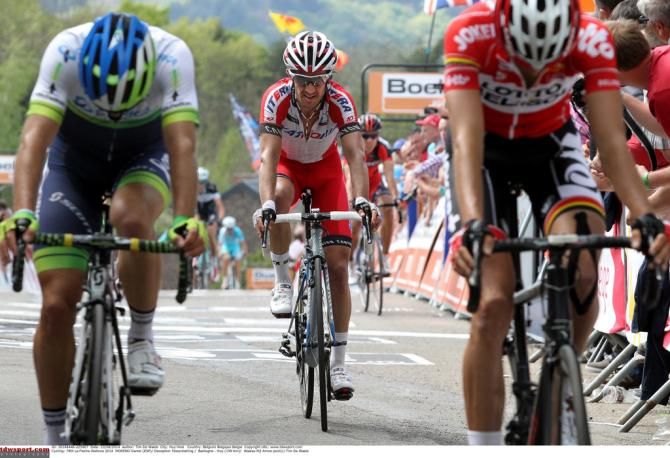 Dani Moreno crosses the line