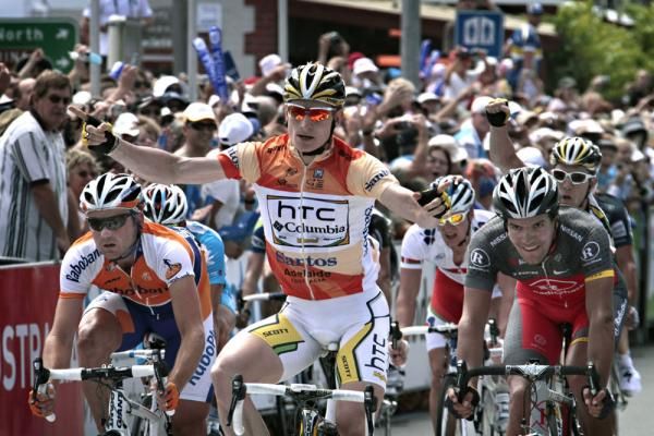 Greipel steadies as he begins to celebrate win number three