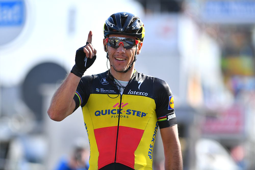Philippe Gilbert wins stage 1 at Three Days of De Panne