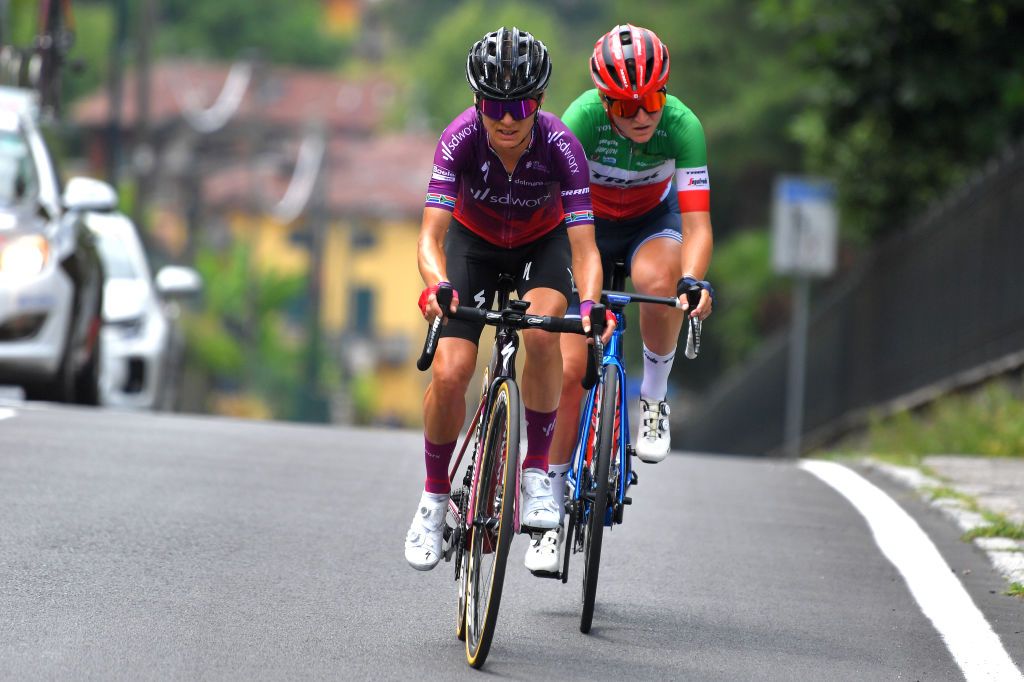 COLICO ITALY JULY 07 Ashleigh Moolman Pasio of South Africa and Team SD Worx in breakaway during the 32nd Giro dItalia Internazionale Femminile 2021 Stage 6 a 155km stage from Colico to Colico GiroDonne UCIWWT on July 07 2021 in Colico Italy Photo by Luc ClaessenGetty Images