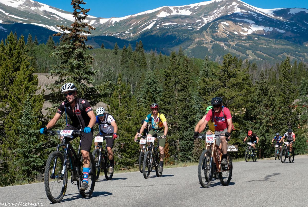 Amateur racers passing by some spectacular views