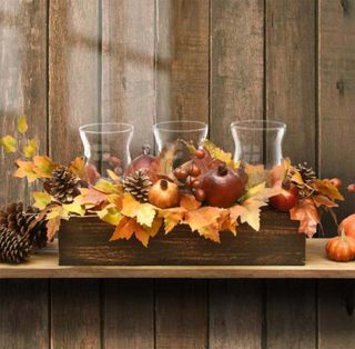 Thanksgiving decorations Autumn-inspired centerpiece