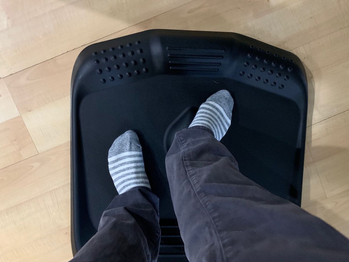 Genius Mat review Massage your feet at work iMore