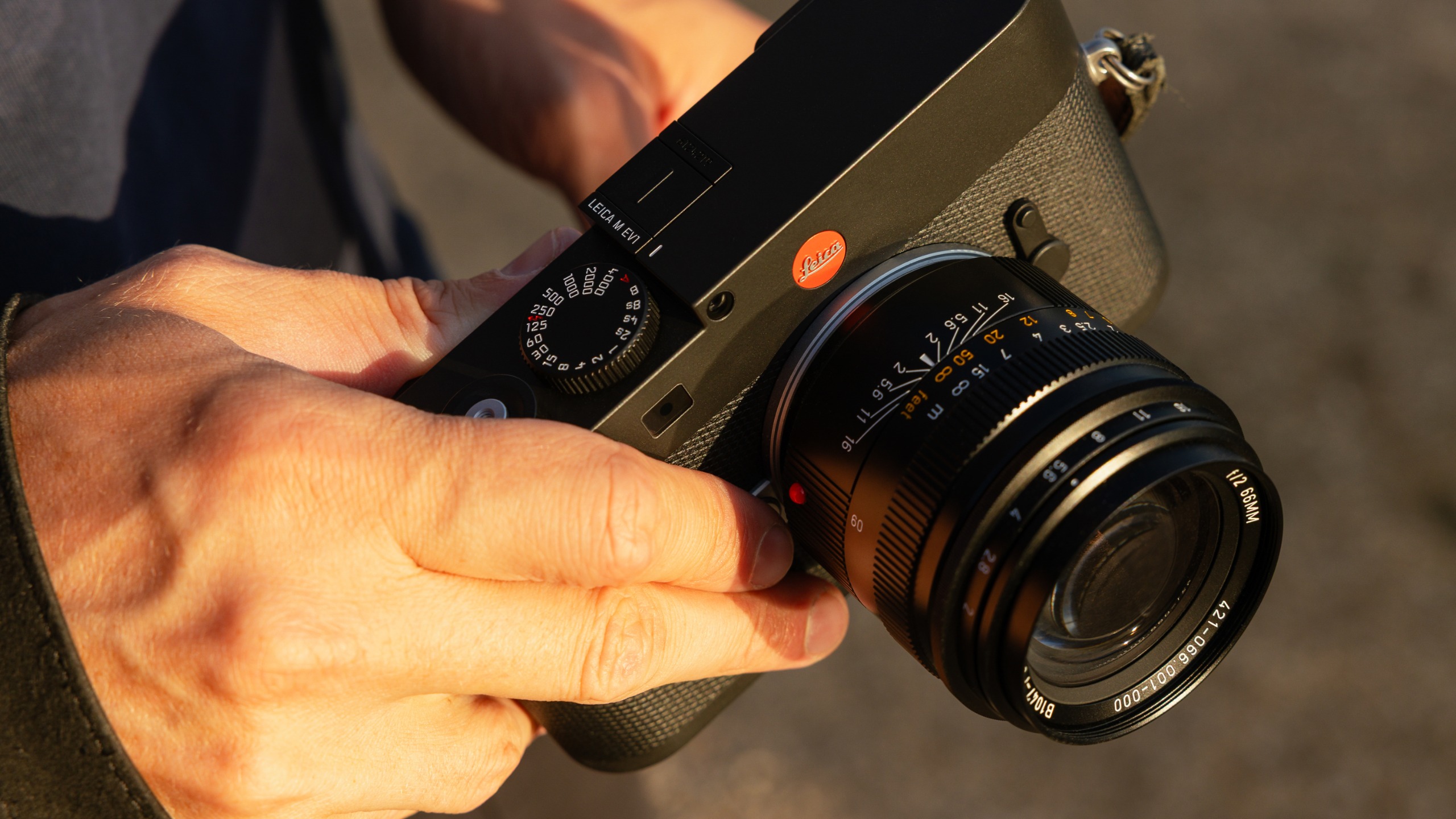  Leica Summicron-M 66 f/2