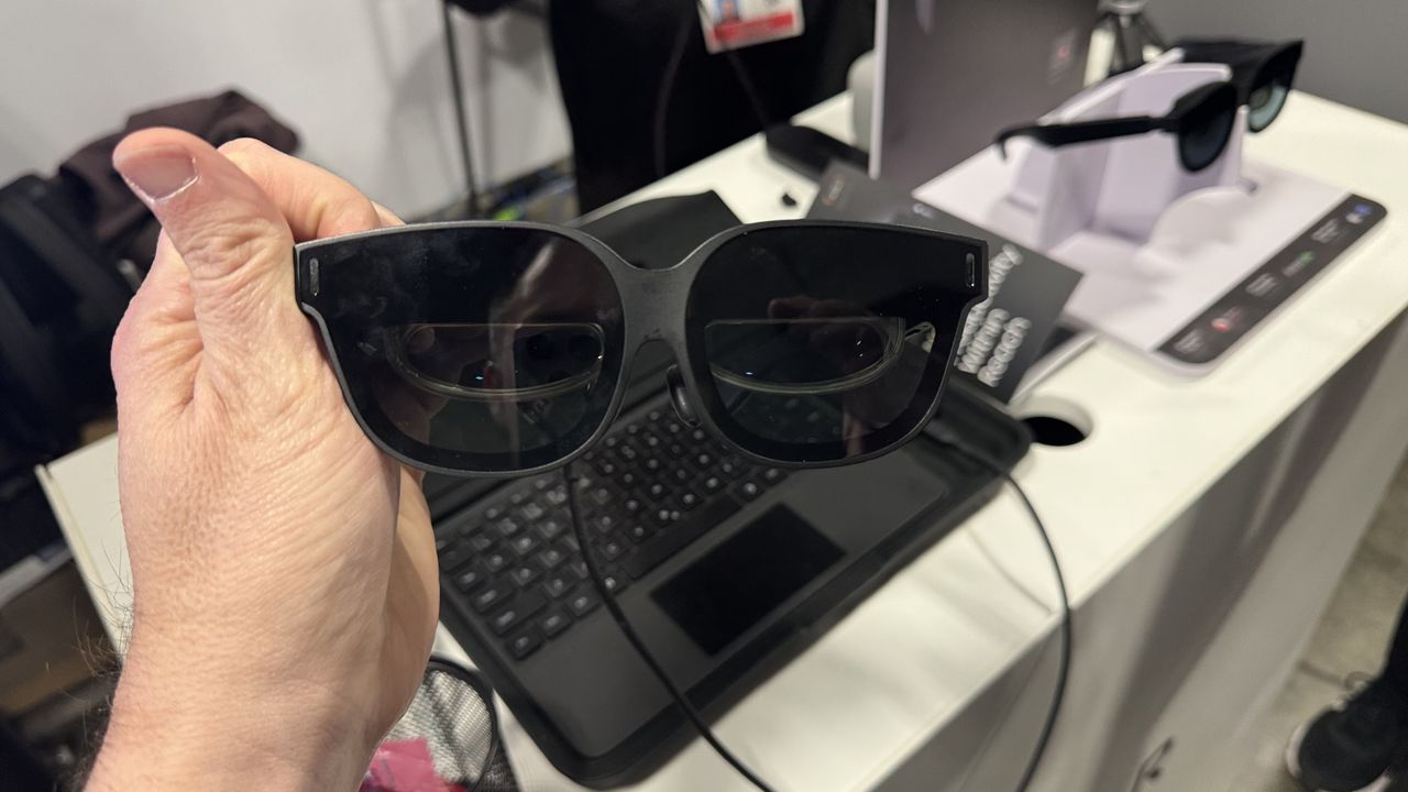 Inair Glasses