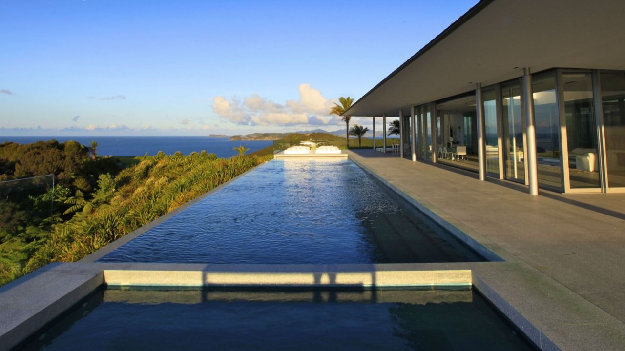 170322_-_rahimoana_pool_spa_looking_east.jpg