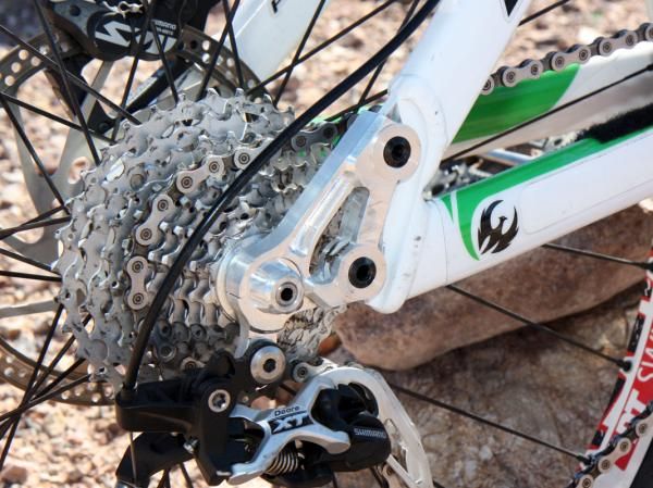 Interchangeable dropouts on the Phoenix DH allow for tunable geometry.