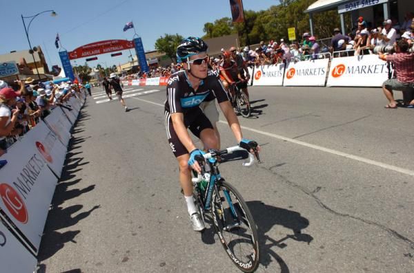 Michael Rogers (Sky) crosses the line