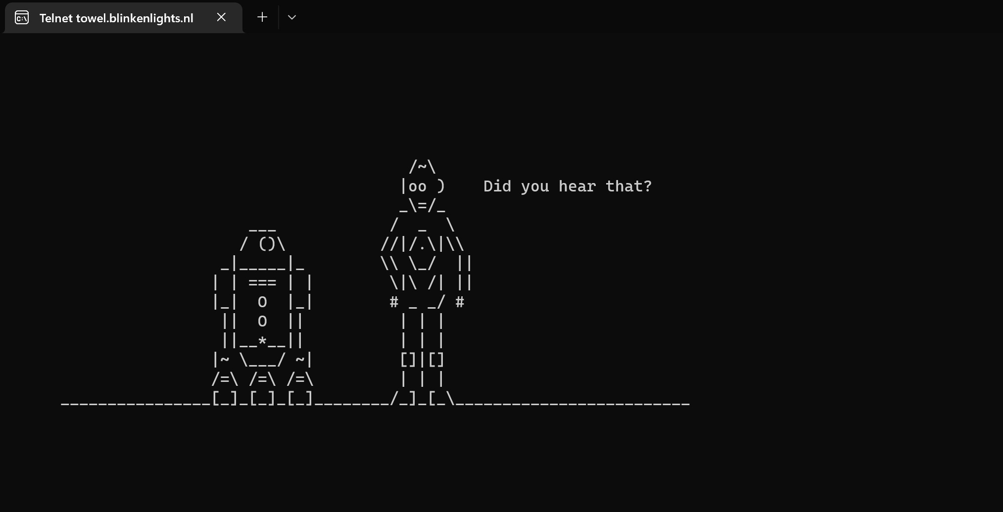 R2D2 and C3-PO from Star Was in Ascii text