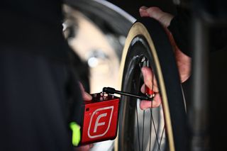 Paris-Roubaix Femmes tyre pressure