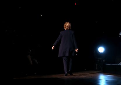 Hillary Clinton walks off stage