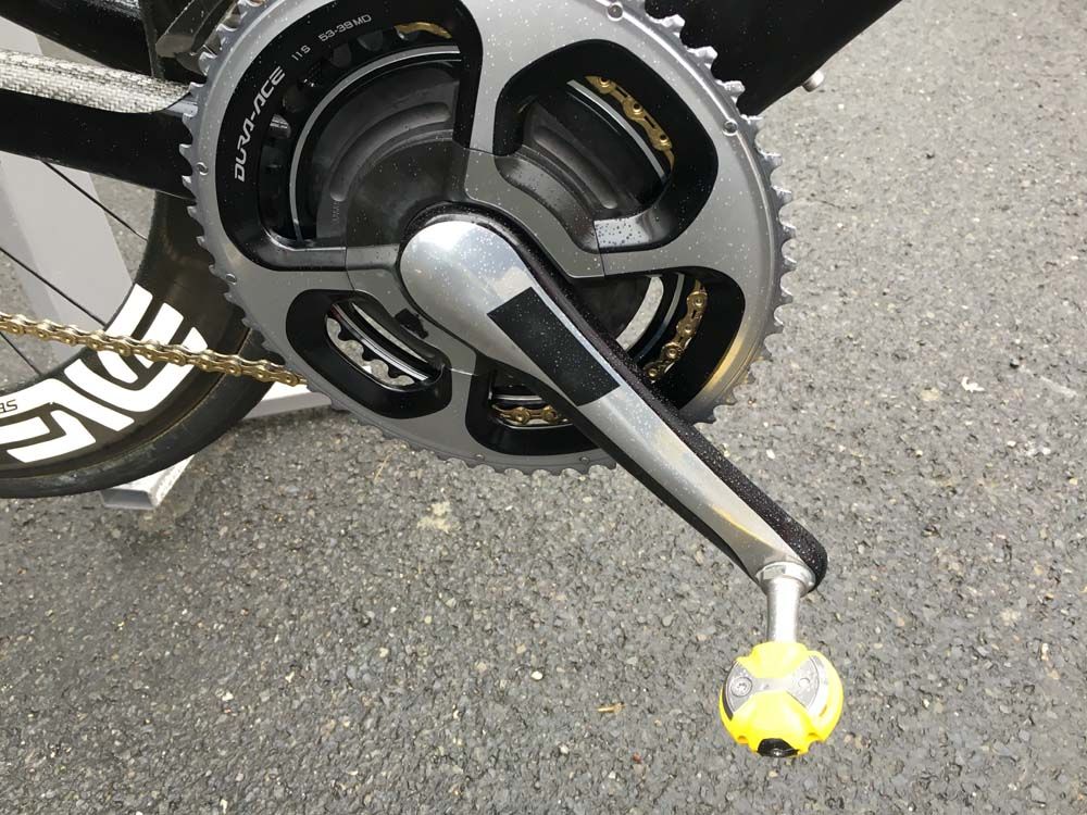 Special yellow Speedplay Zero pedals for the maillot jaune.