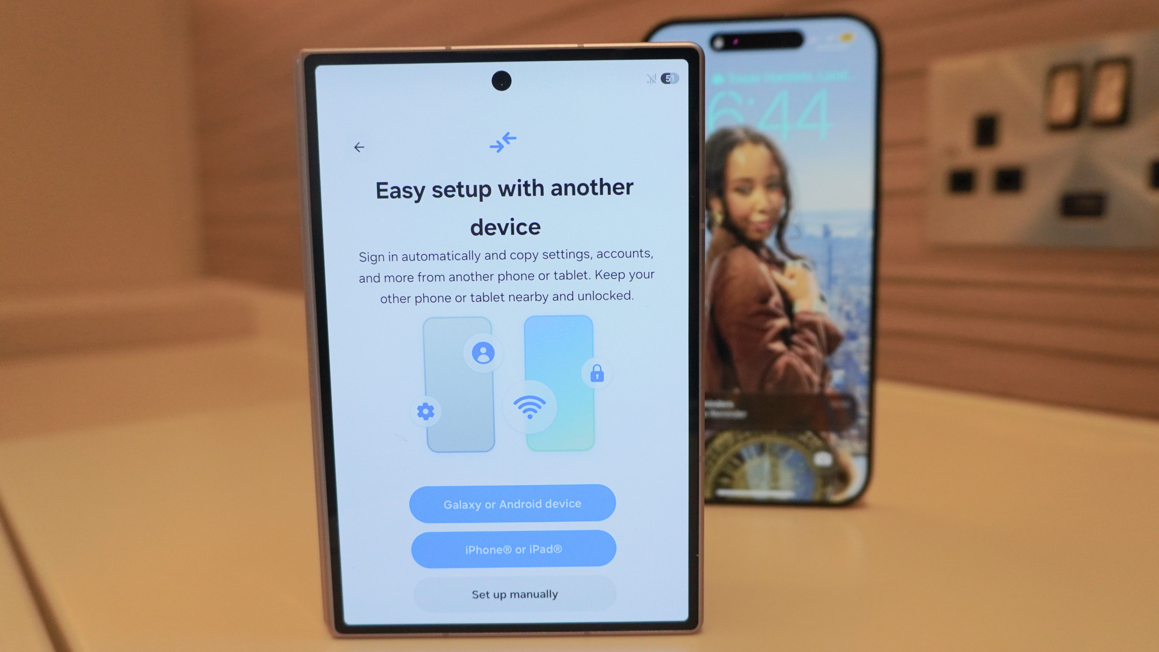 I just ditched my iPhone for the Z Fold 8 — Android 17’s new migration tool is pure magic, but there is one…