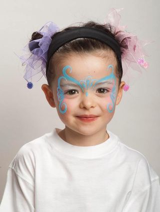 Butterfly face painting: step 2
