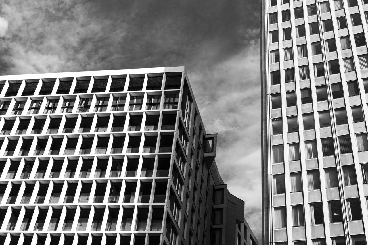 The Leica TL2's dynamic range provides decent latitude for recovering lost detail